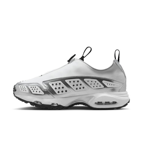 NIKE Air Max Sndr SE Womens Sneakers
